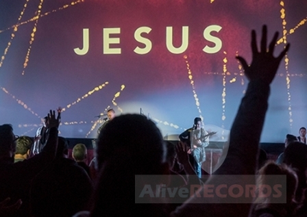 7 TIPS TO BECOME A GOOD GOSPEL SINGER   image